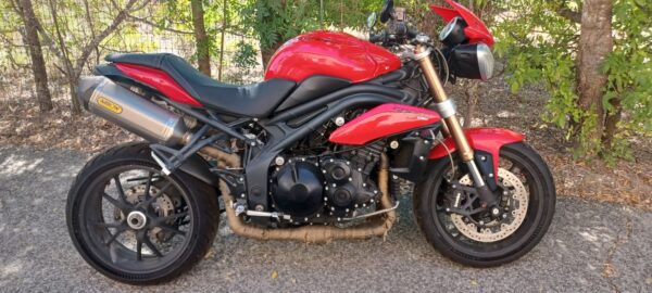 2012 Triumph 1050 speed-triple