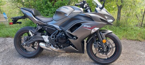 2022 Kawasaki Ninja 650